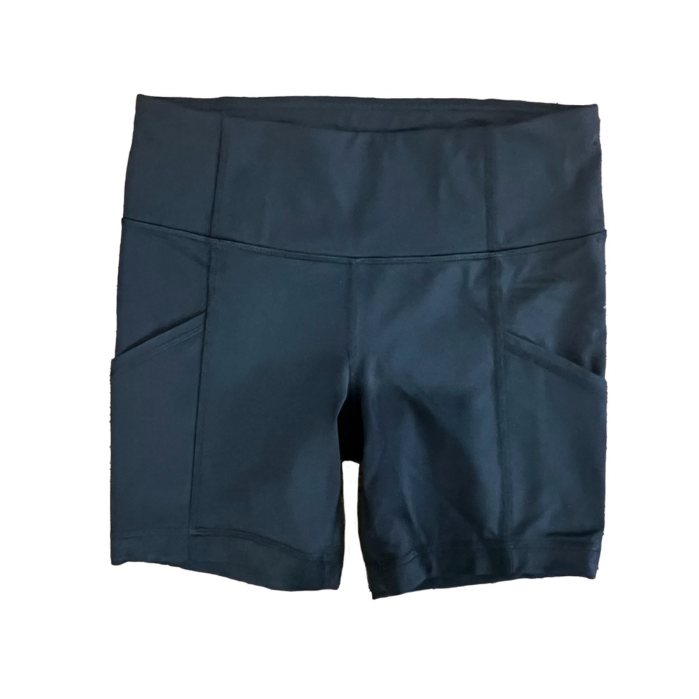 Lululemon short size 4